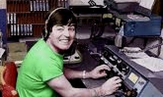 Pixels of radio Desk